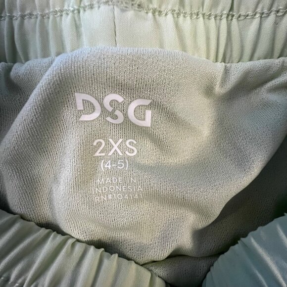 DSG Mid Rise Stride Run‎ Girl Shorts,  2XS, Light green - Picture 6 of 9